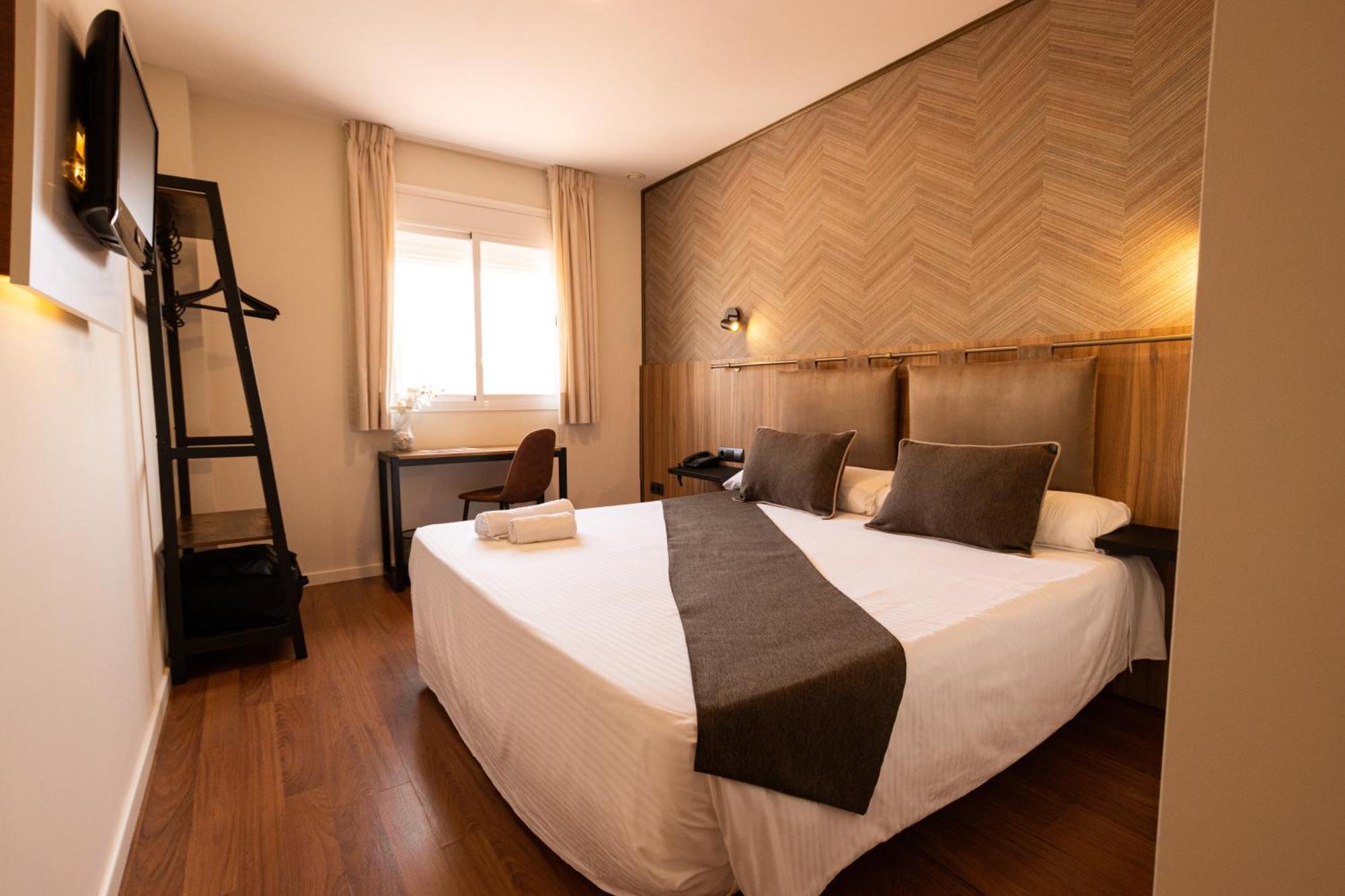 Gce Hoteles Malaga Exterior photo