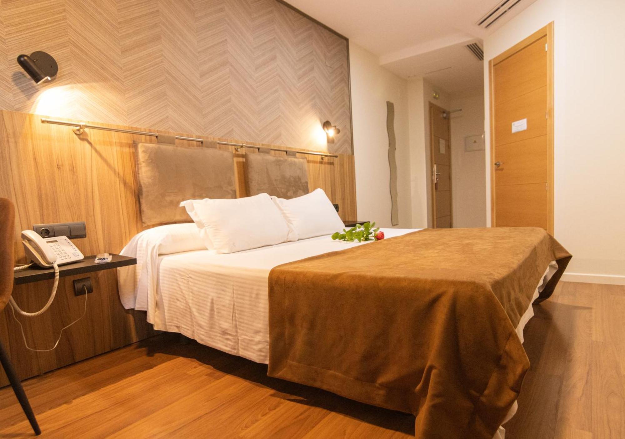 Gce Hoteles Malaga Exterior photo